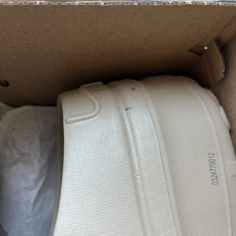 Adidas Clogs - image 4